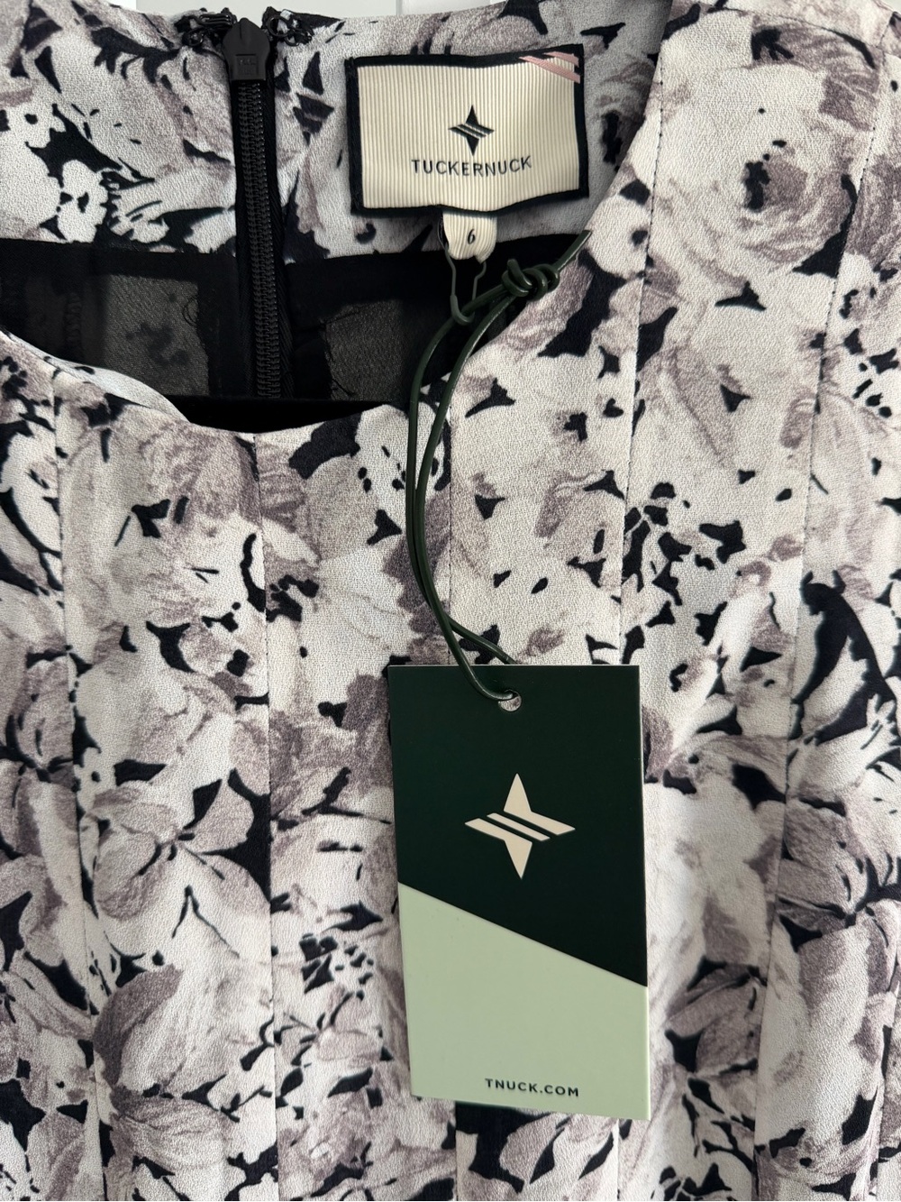 Tuckernuck Pleated Floral Midi Dress - Picture 6 of 10
